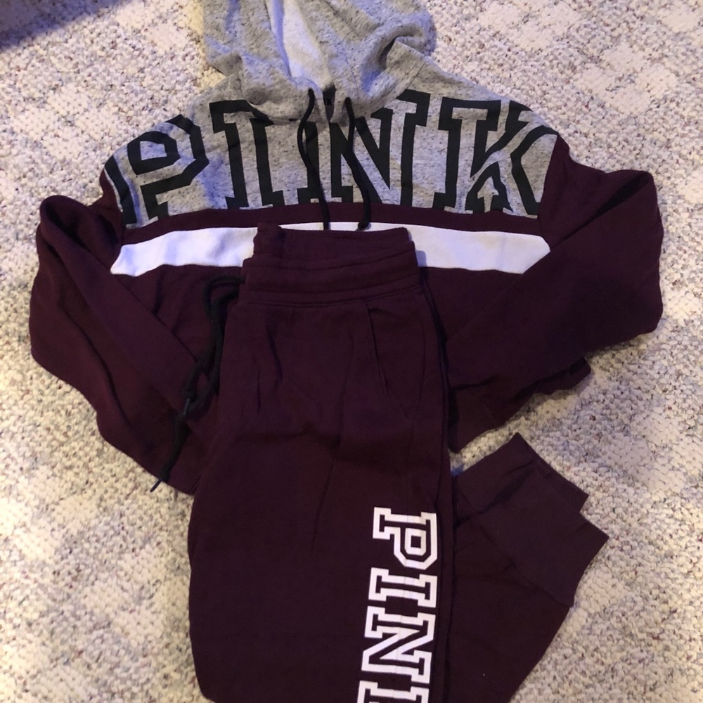 PINK / VS Outfit